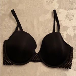 36D Black Bra - with no tags